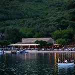 Villa The House At Bella Mare *
